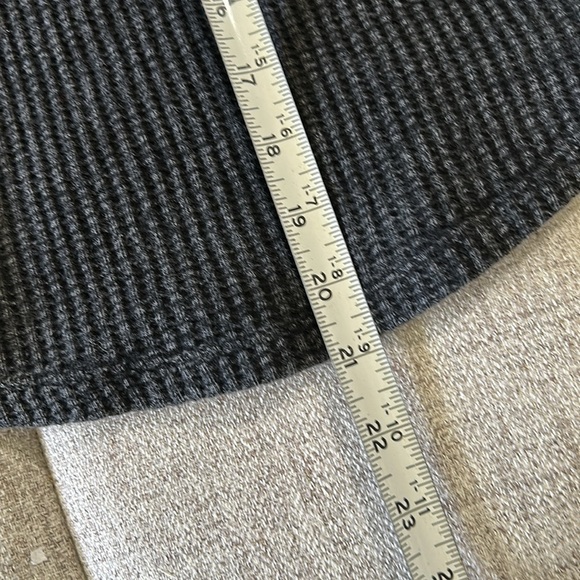 FREE PEOPLE THERMAL WAFFLES OFF THE SHOULDER LONG SLEEVE BLACK TOP SIZE S/M - Picture 9 of 12